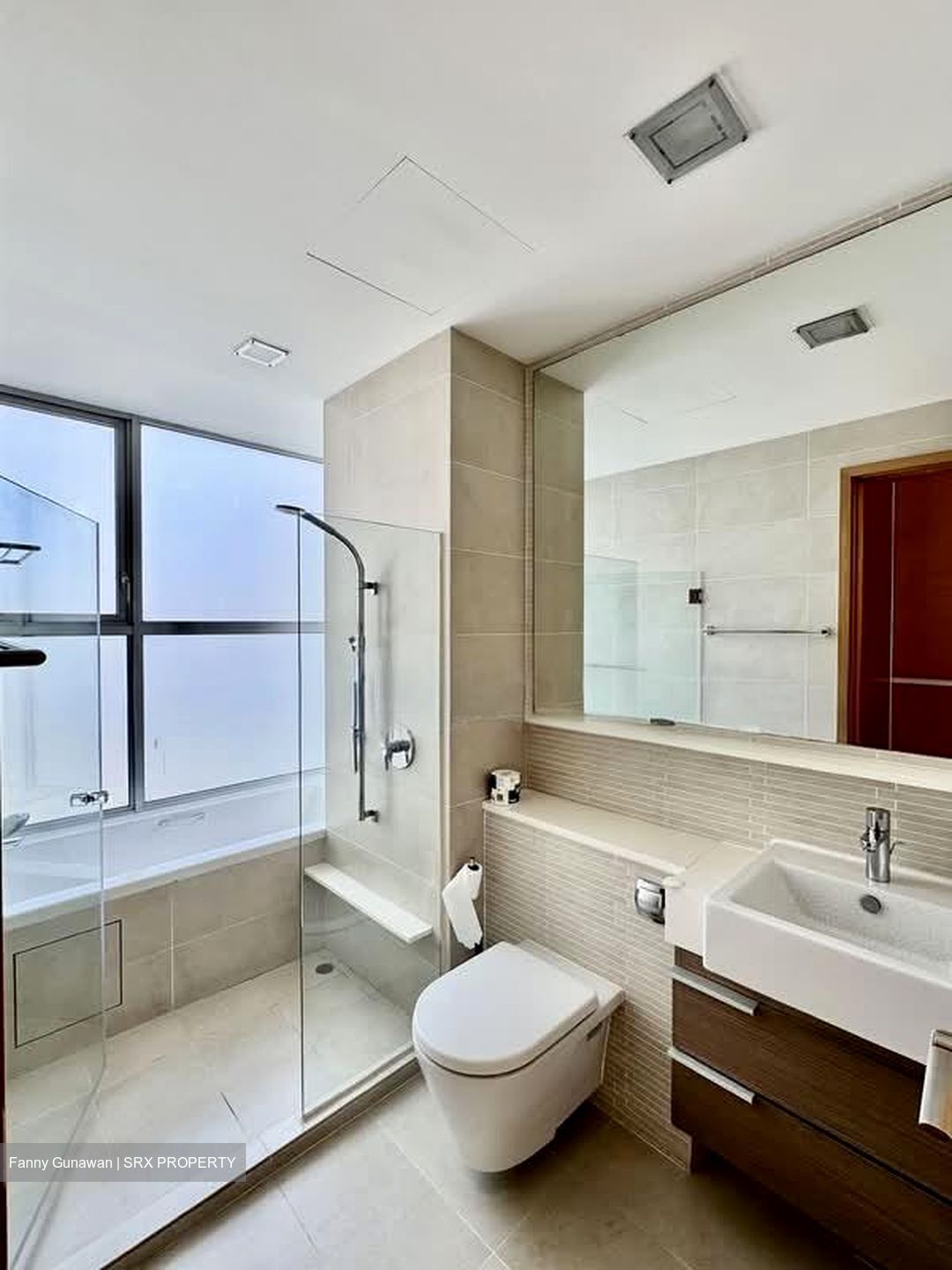 The Esta (D15), Condominium #562100661